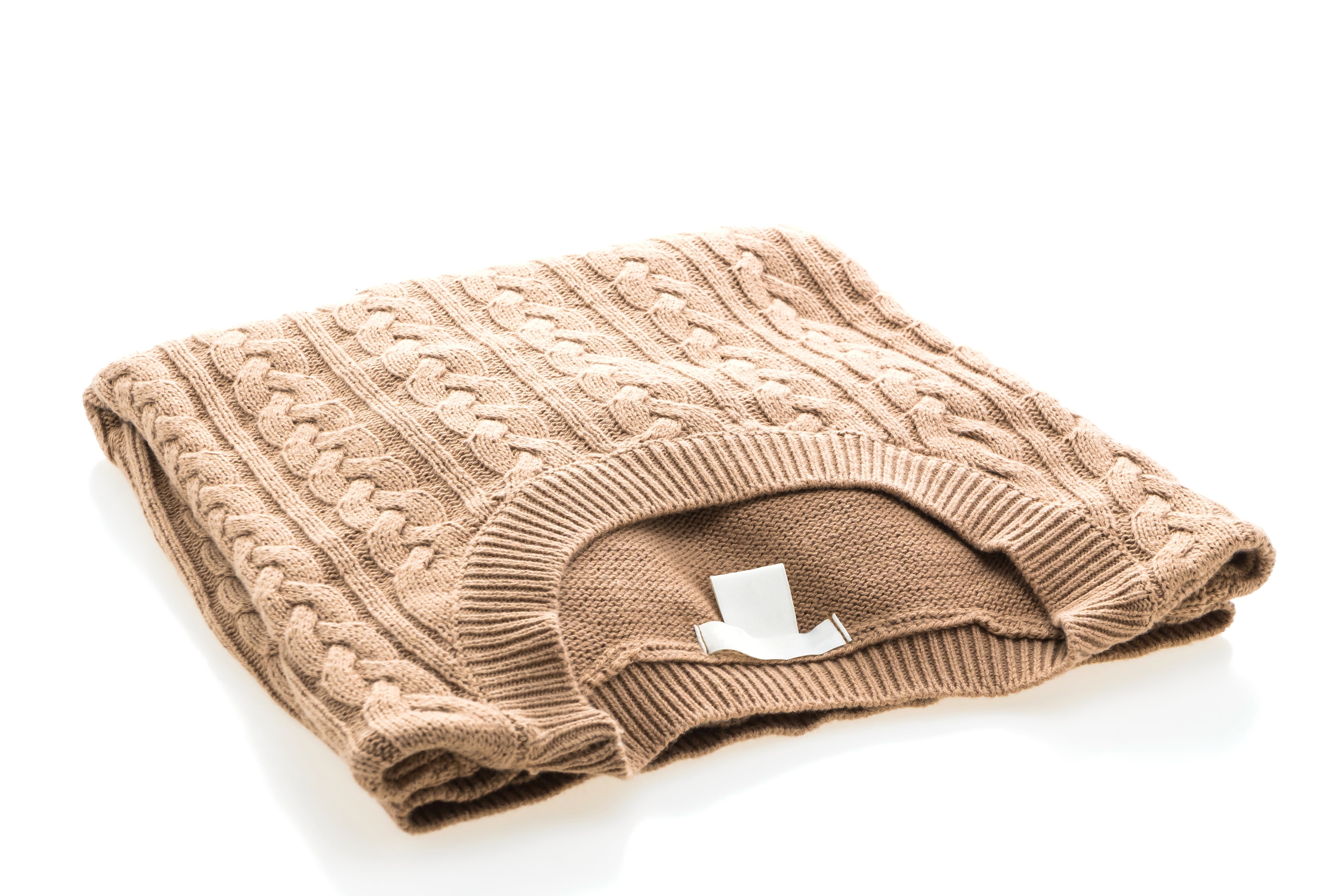 Pull classique à col rond en tricot torsadé camel